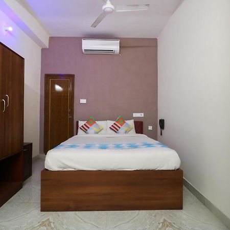 Hotel O Adri Hotels Near Dum Dum Metro Station Luaran gambar