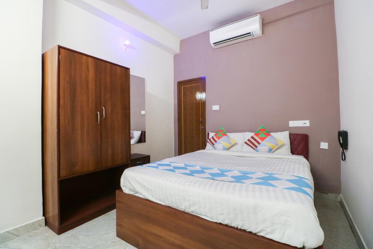 Hotel O Adri Hotels Near Dum Dum Metro Station Luaran gambar